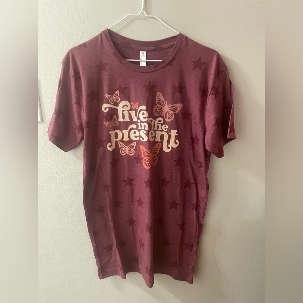 Women’s Code Five Live in the Present T-Shirt - Maroon